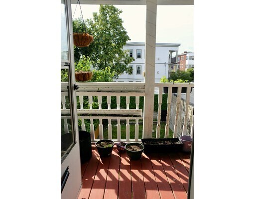 Photo - 74 Lowell St Unidad 2