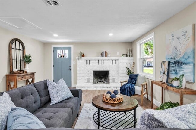 Photo - 11416 Pine Forest Dr