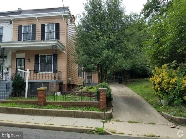Building Photo - 1395 Morris Rd SE Rental