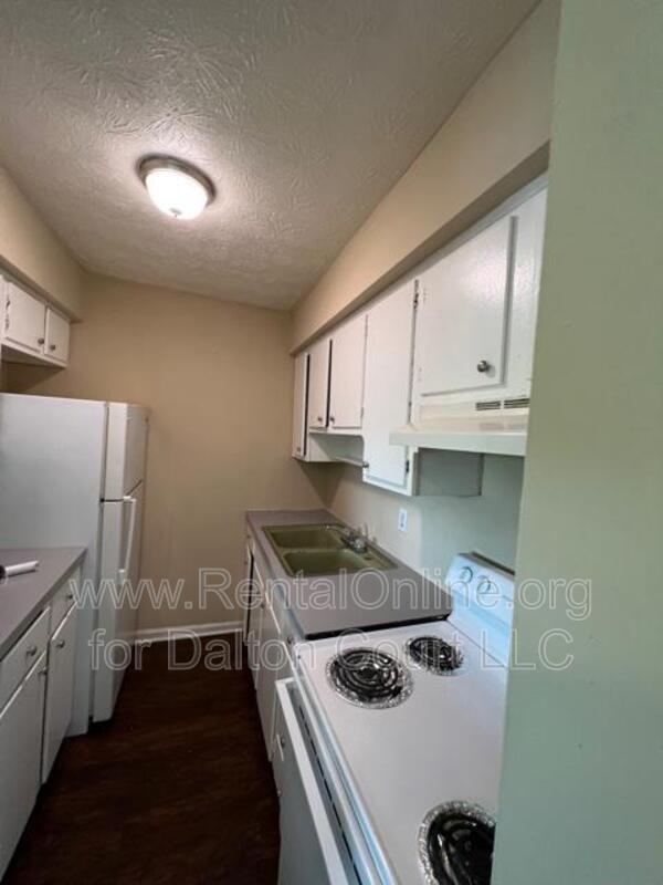 Photo - 1972 Cambridge Dr Unit 11