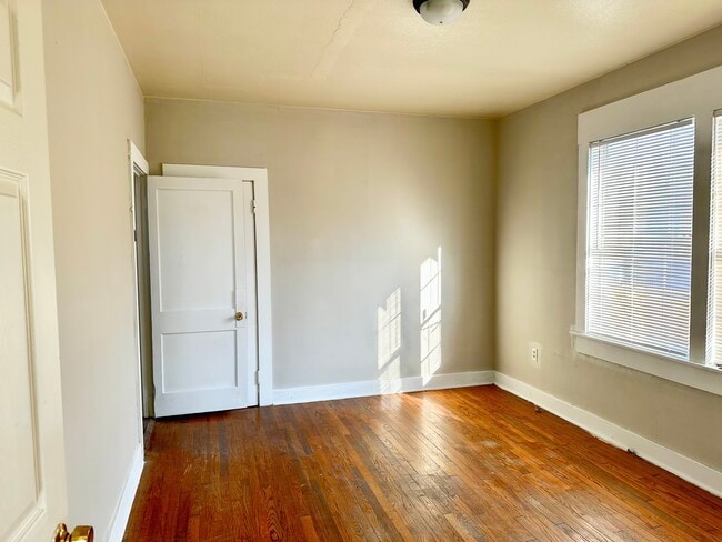 Photo - 1201 S 15th St