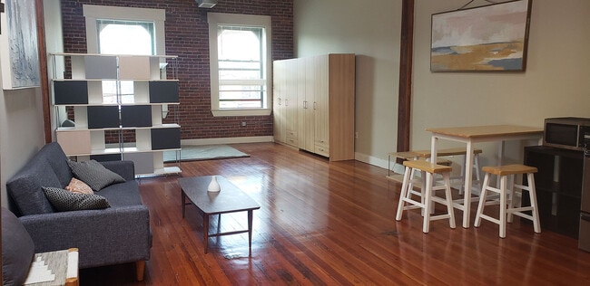 Photo - 49 Munroe St Unit Green Line Studio Loft