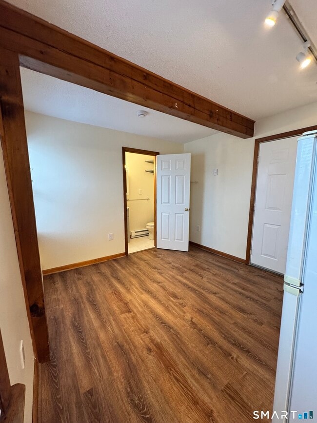 Photo - 49 Ledyard Ave Unit 5