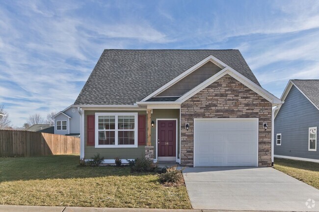 Building Photo - Lovely Home in Arden!
