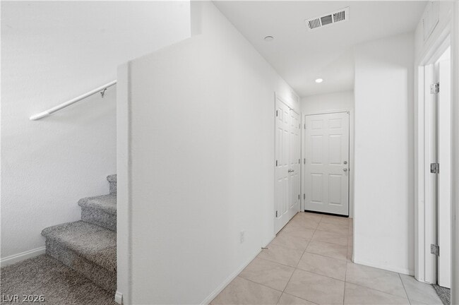 Photo - 6126 Garden Oasis St