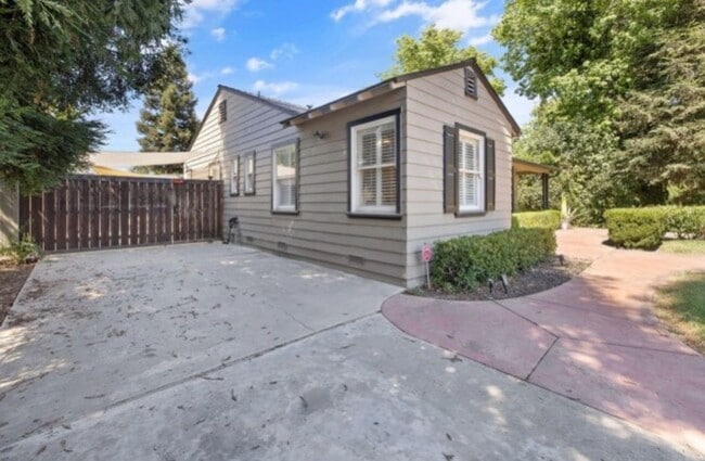 Photo - Beautiful home with Studio coming soon!