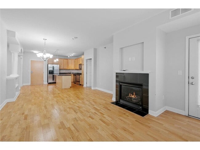 Building Photo - 1155 Ford Rd Unit 213