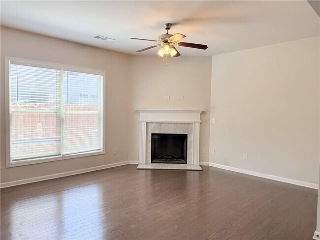Photo - 1033 Haley Wds Ln