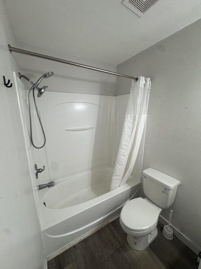 Photo - 1711 W Carmen St Unit B