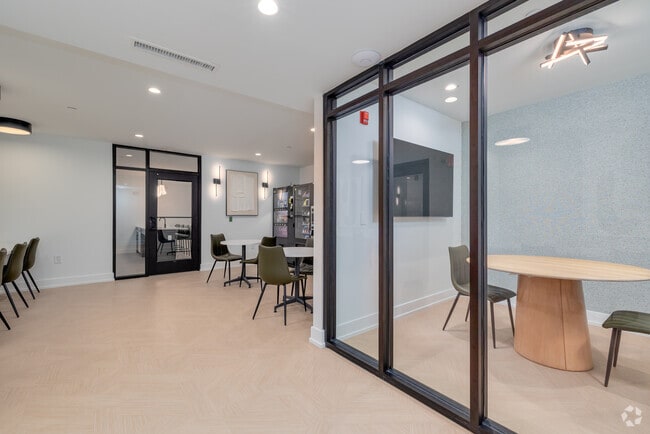 Co-Work Room