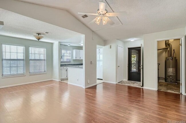 Photo - Wonderful Condo In Desirable Lakewood Comm...