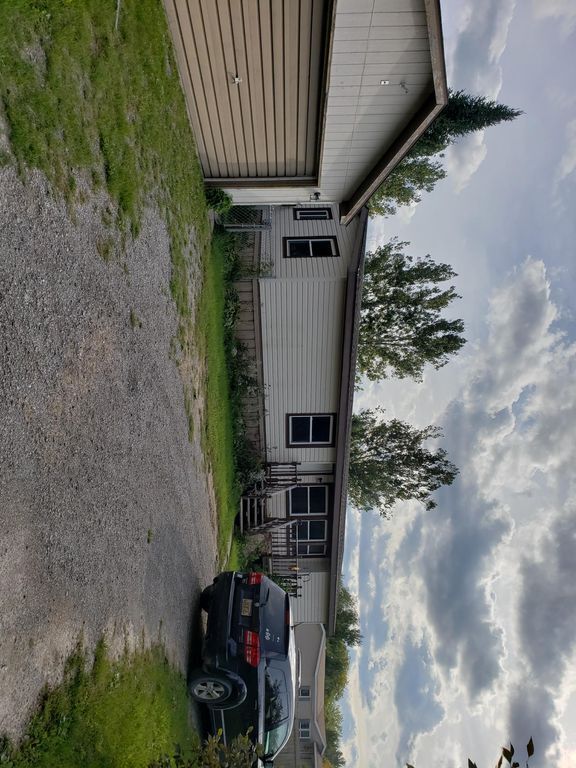 Photo - 300 Majestic Ct