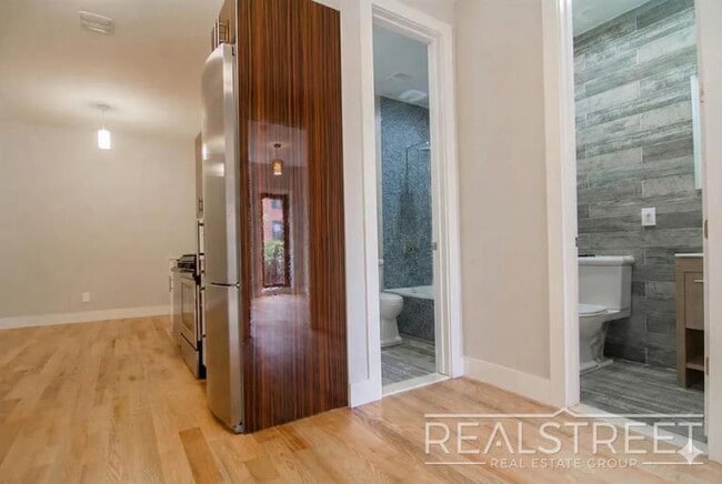 Photo - Putnam Avenue Unit 2