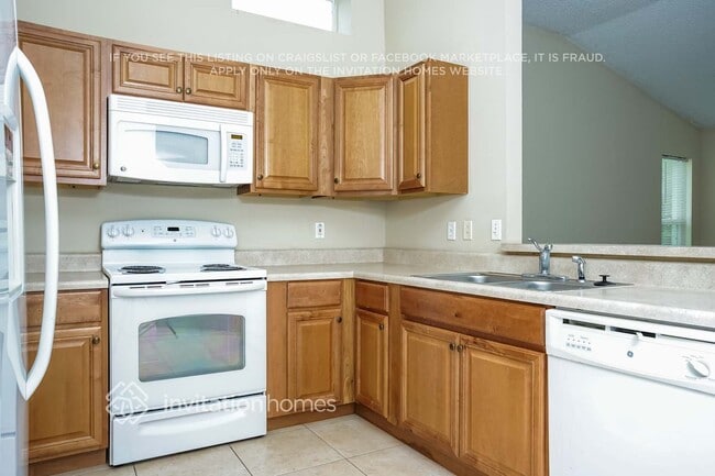 Photo - 4841 14th Ave E