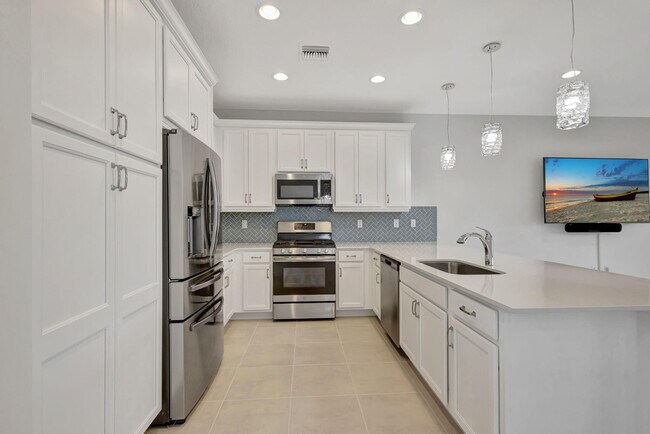 Photo - 12557 SW Rain River Dr