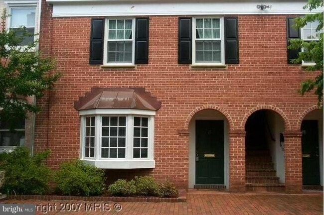 Photo - 220 N St Asaph St Apartamento Unidad 2