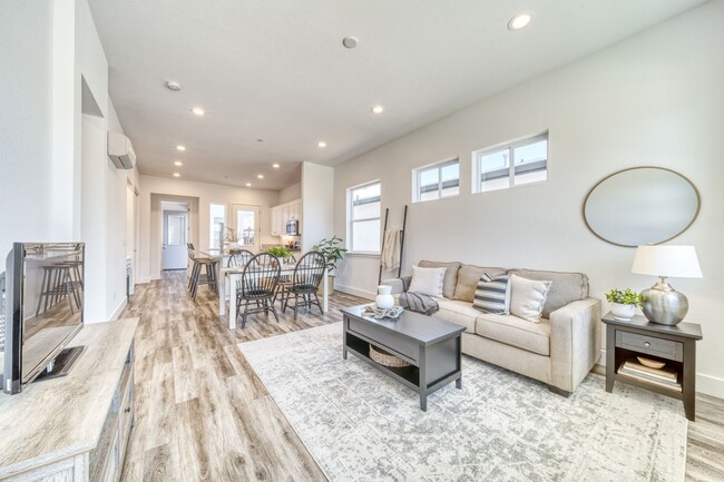 Photo - D62 Unidad A