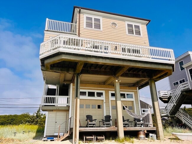 Photo - 29 Cove St