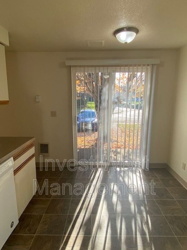 Photo - 1895 Kingsley Rd Unidad #118