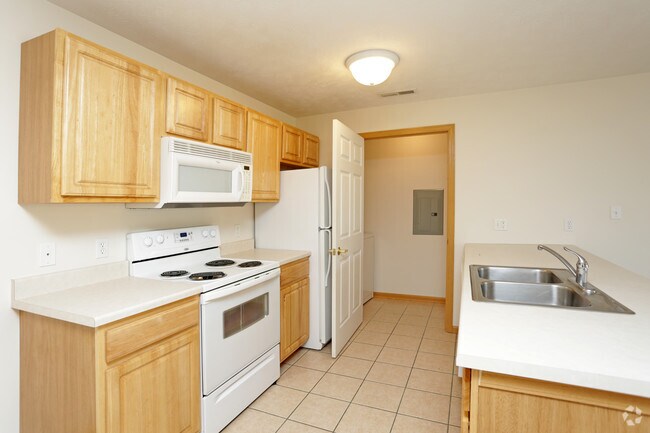Kitchen - Eagles Landing Apartments