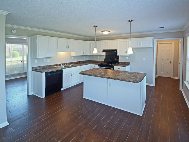 Photo - 3 Bedroom with Bonus Room, 2.5 Bathroom Ne...