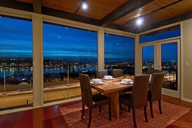 Photo - 1966 Harvard Ave E