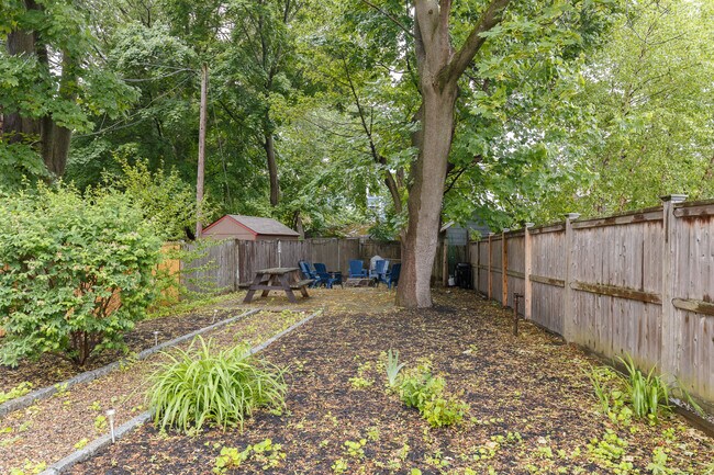Photo - 327 Lafayette St Unit 2