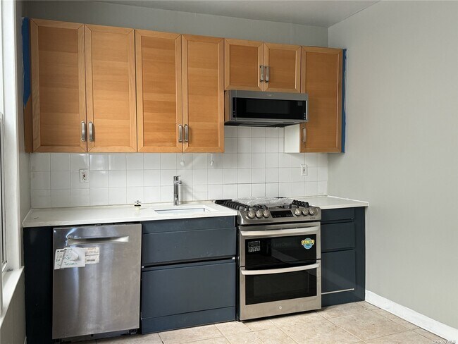 Photo - 245 Jericho Turnpike Unit 2 Fl