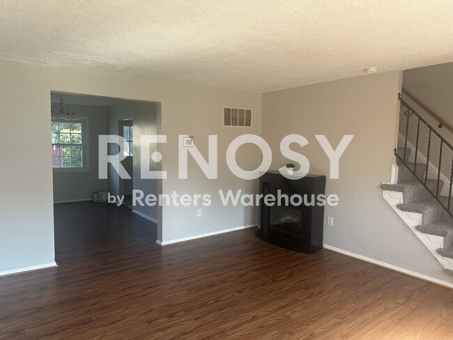 1117 Pelham Wood Rd
