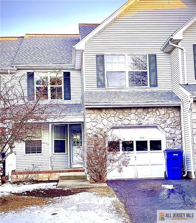 Building Photo - 162 Salem Rd