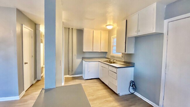 Photo - $0 First Month's Rent / $0 Deposit at Move-in