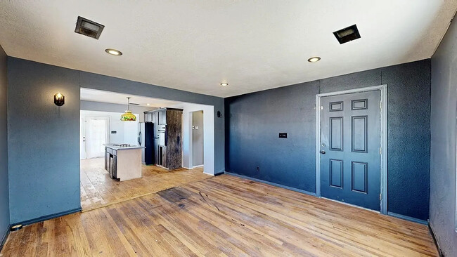 Building Photo - 1206 Cuba Rd Rental