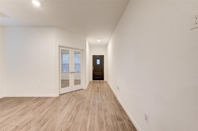 1309 Coco Ray Ln