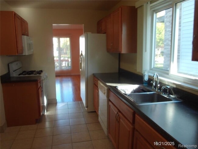 Photo - 762 Ruffner Ave