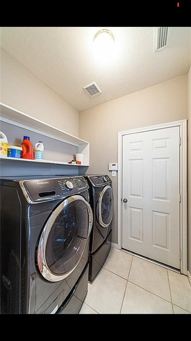 Photo - 24023 Northshire Ln