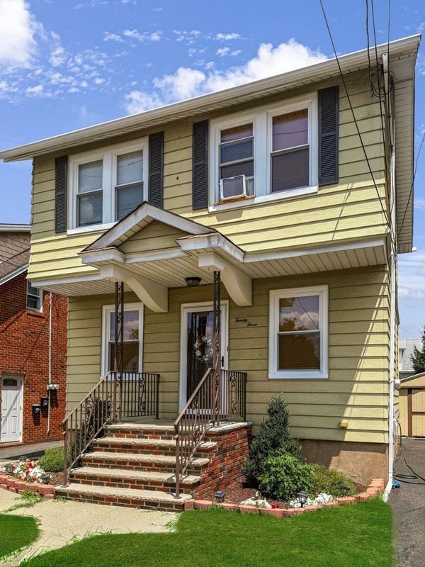 Building Photo - 23 Stein Ave