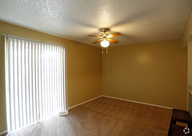 Photo - Bartlett Crossing