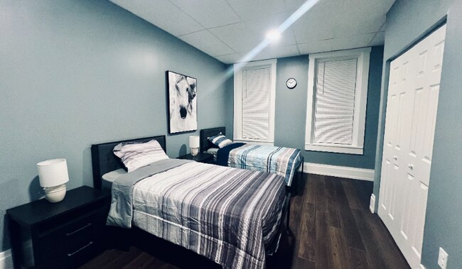 Photo - 320 S Potomac St Unidad 320