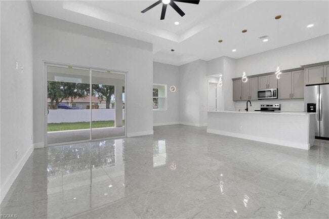 Photo - 3803 1st St SW