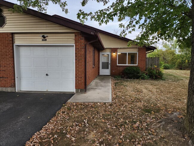 Photo - 3109 Charles Dr