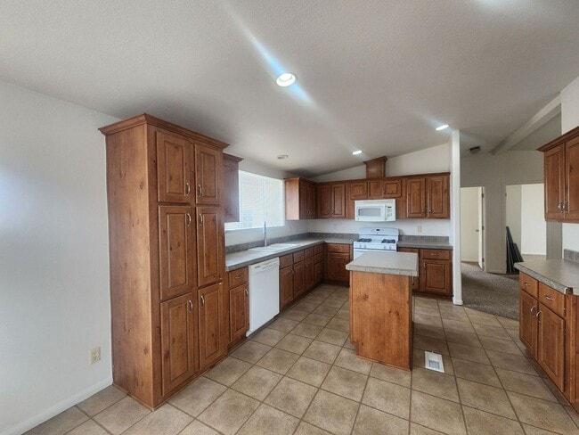 Photo - 74892 Sunset Dr