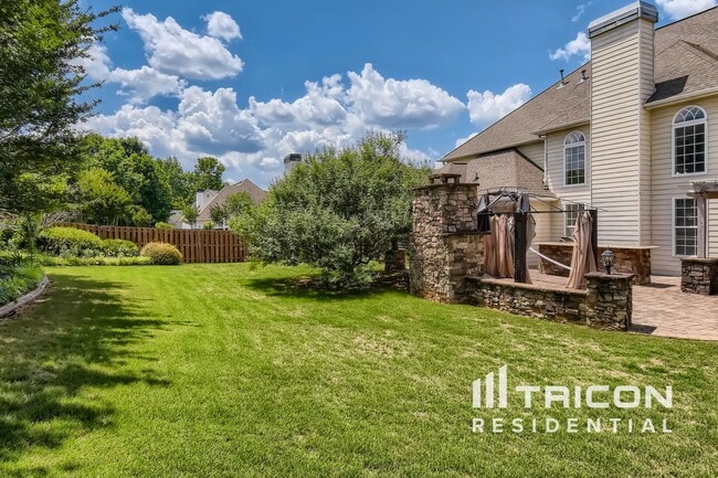 Photo - 434 Grandiflora Dr