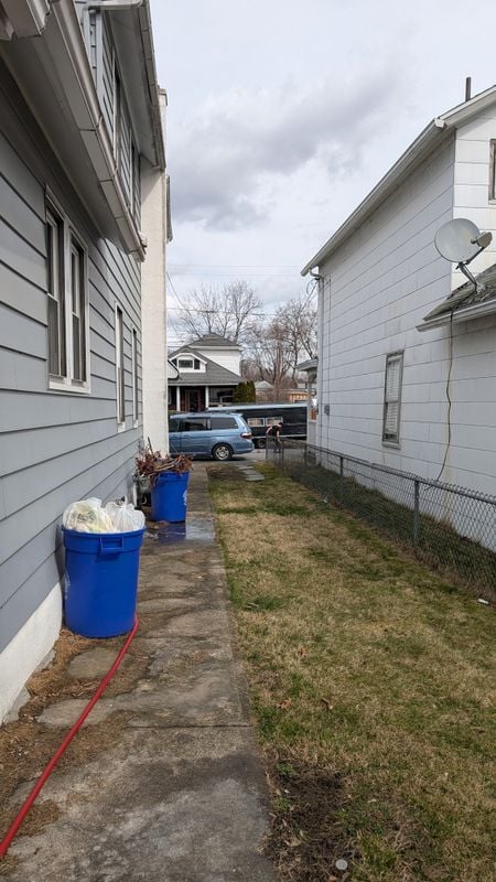 Photo - 230 Swetland St
