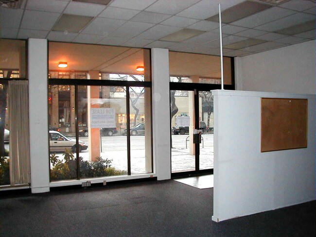 Toma de la sala de recepción - Royal Crest