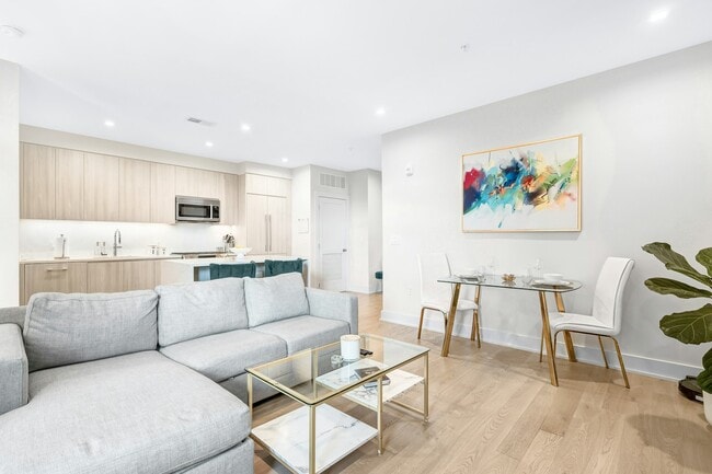 Photo - 701 Swann Ave Unit 406