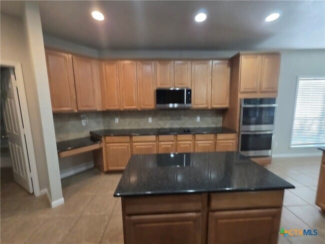 423 Wrought Iron Dr