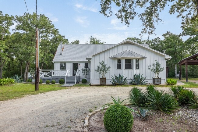 Photo - 6811 Mockingbird Rd