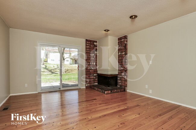 Photo - 13235 Delft Dr