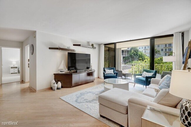 Photo - 3 br, 3 bath House - 3200 S Ocean Blvd Apt...