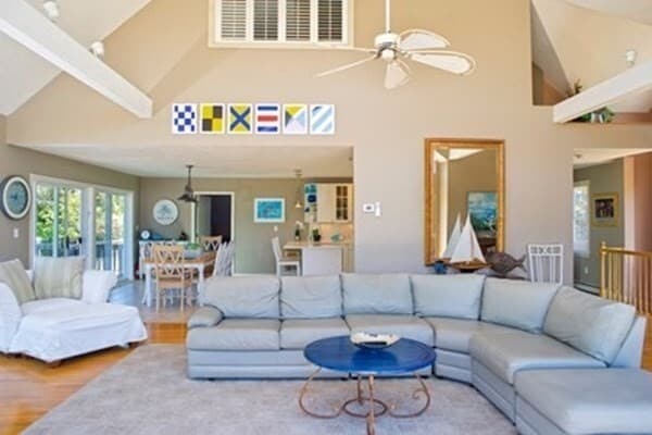 Photo - 9 Thaxter Ln